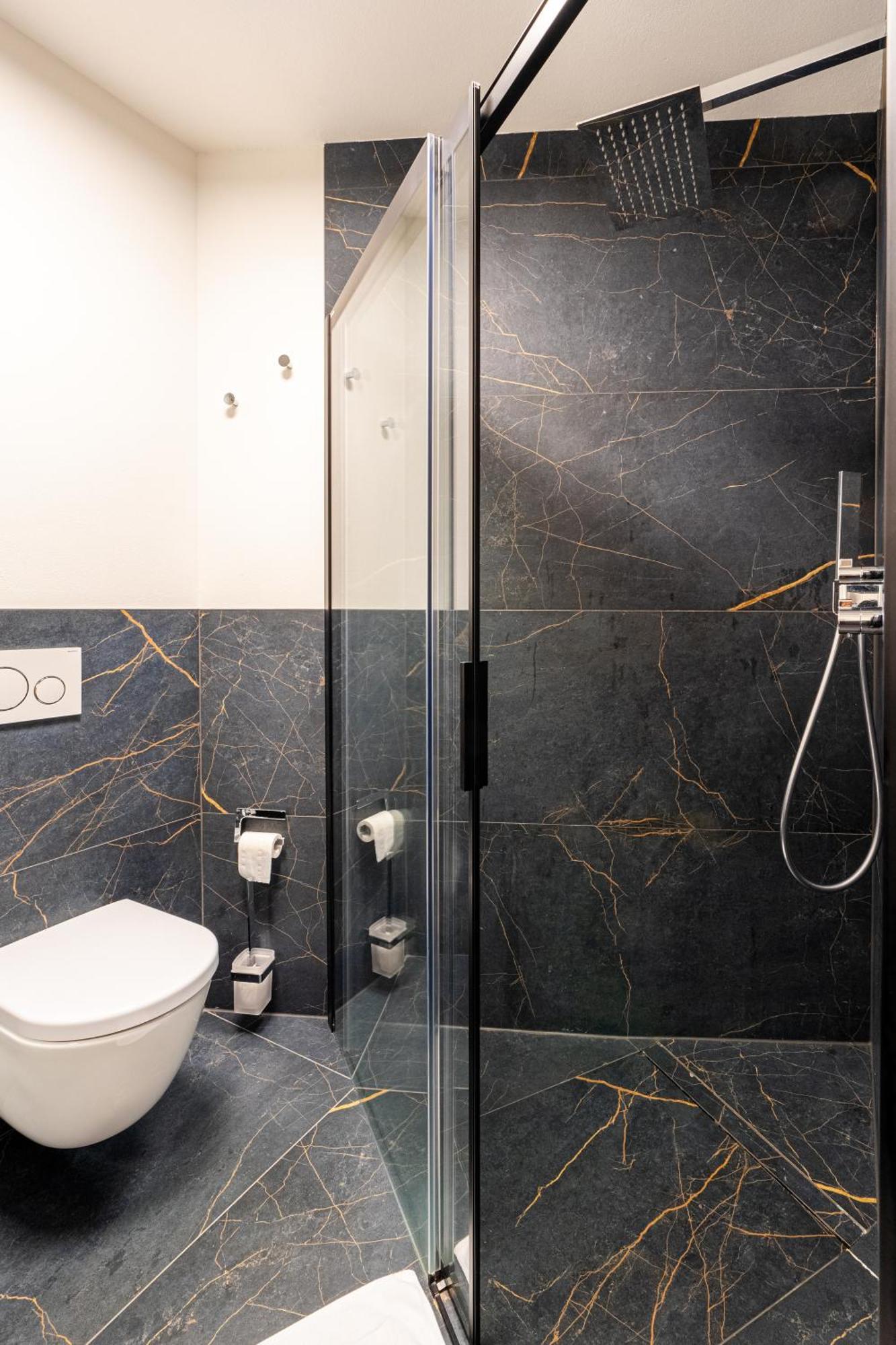 Hotel Dahu Madonna Kültér fotó