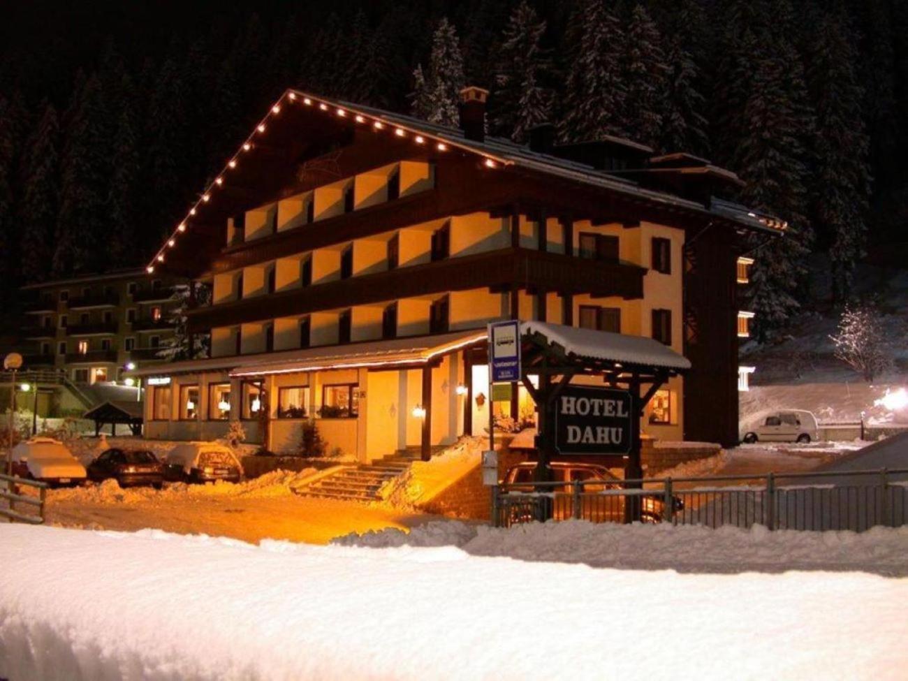 Hotel Dahu Madonna Kültér fotó
